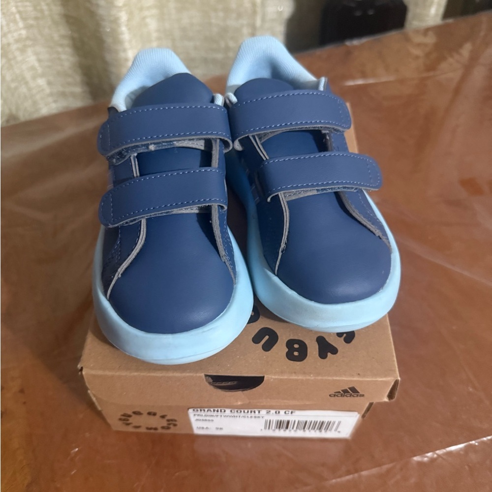 adidas grand court 2.0 Kids Navy and Light Blue Sneakers